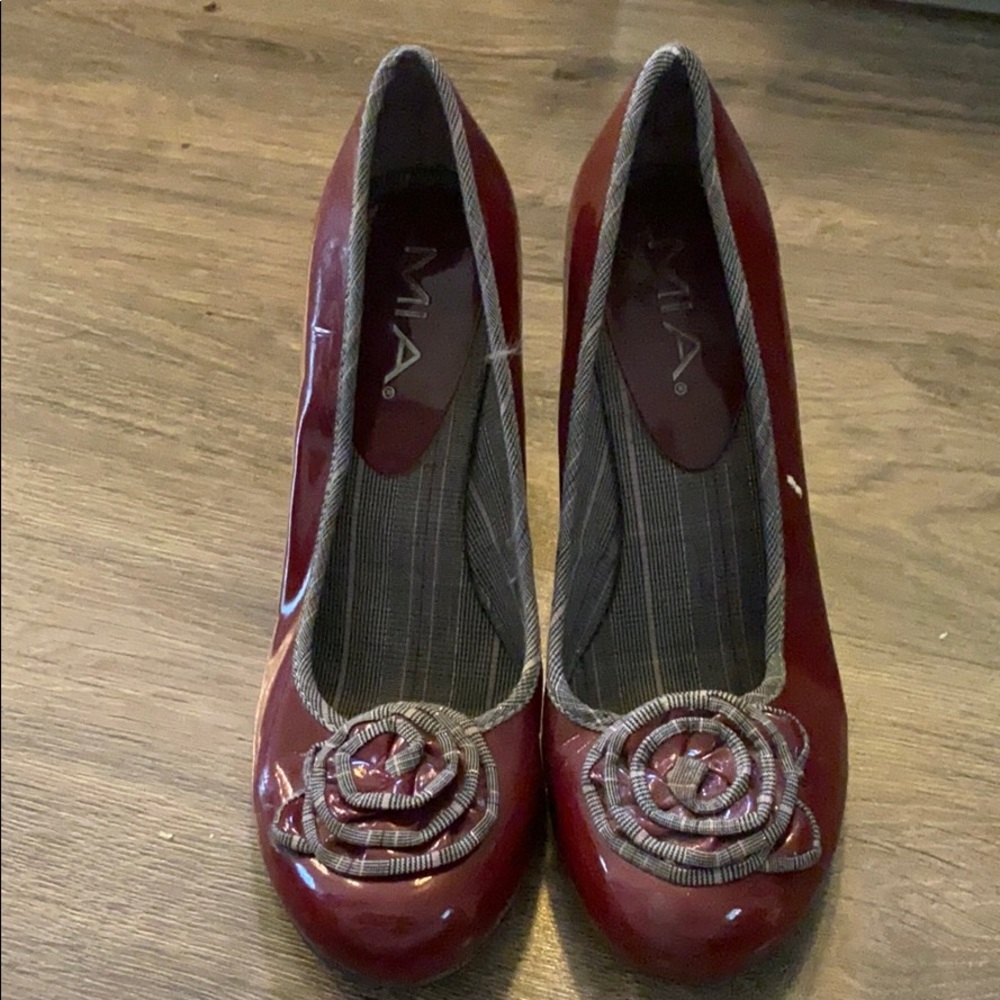 Mia shoes